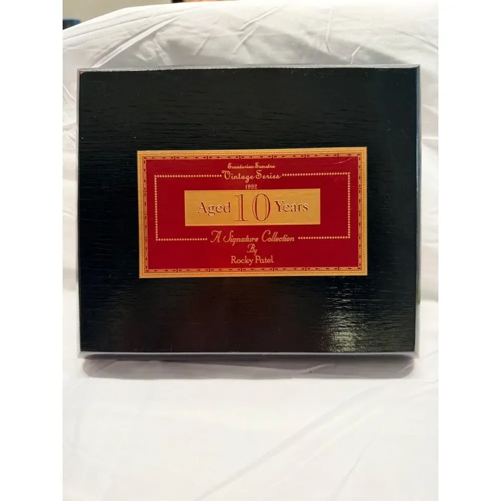 Rocky Patel Vintage 1992 Aged 10 Years Empty Wooden Cigar Box Black Lacquer